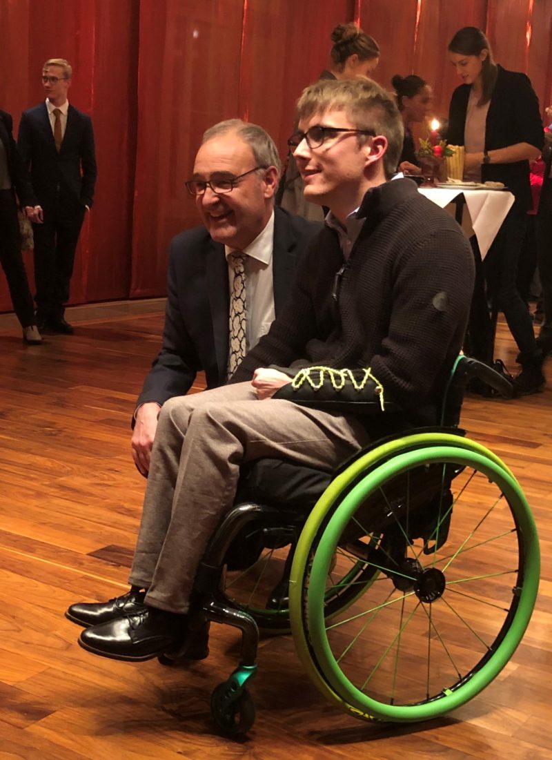 Sportlerehrung 2018 Bundesrat Guy Parmelin mit Benjamin Früh